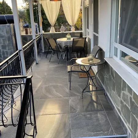 בית נופש Sun's House אספרובלטה