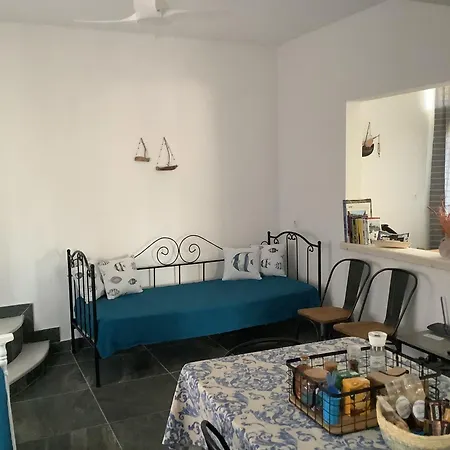 Sun's House אספרובלטה